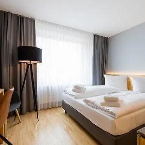 Otel Mk |, Münih