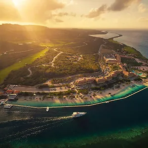 https://santa-barbara-beach-and-golf-resort.comcaribbean.com