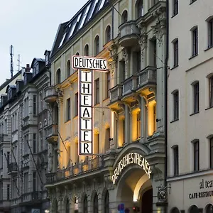 Deutsches Theater Stadtzentrum Monachium