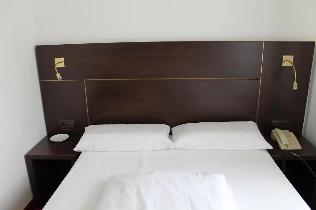 Hotel Montree Munich 3*,